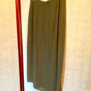 Lightweight all live long skirt.